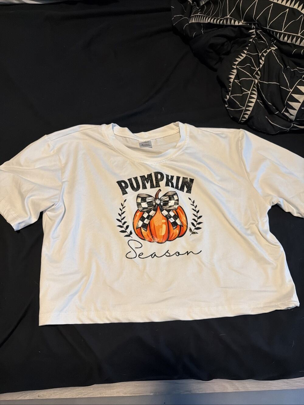Pumpkin Season Graphic Tee Cream Leopard Buffalo Plaid Fall T-Shirt M